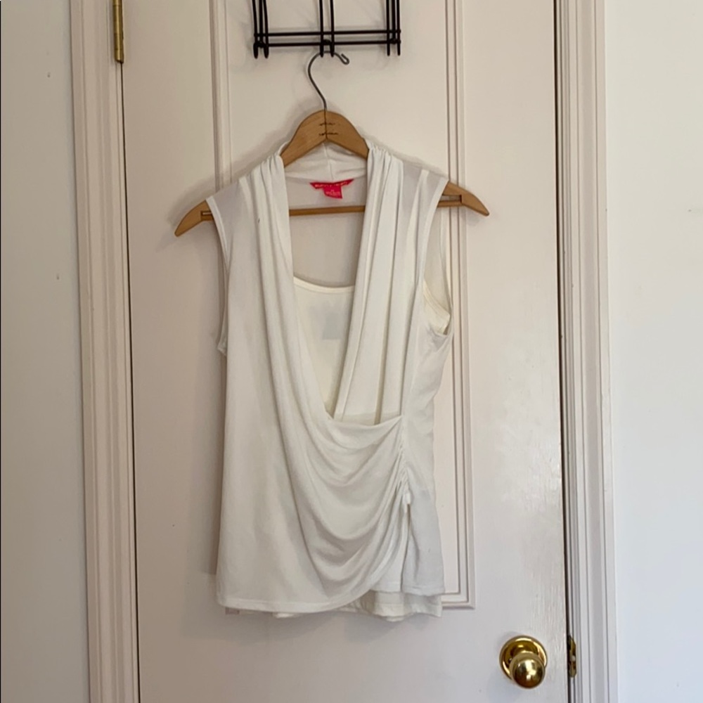 White work top